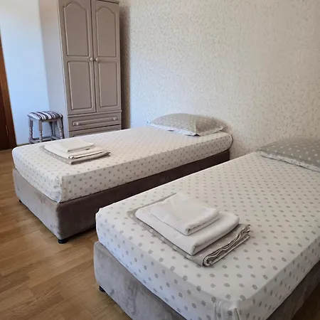 Appartement Veda 2 *