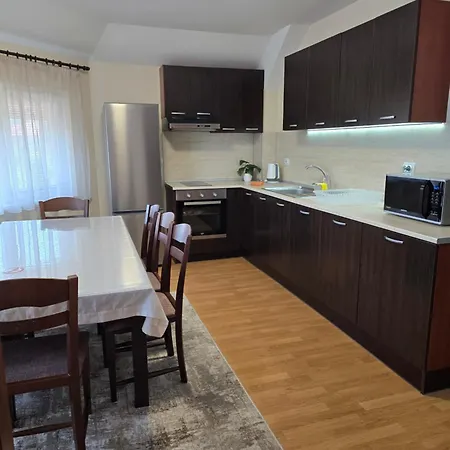 Veda 2 فيليكو ترنوفو